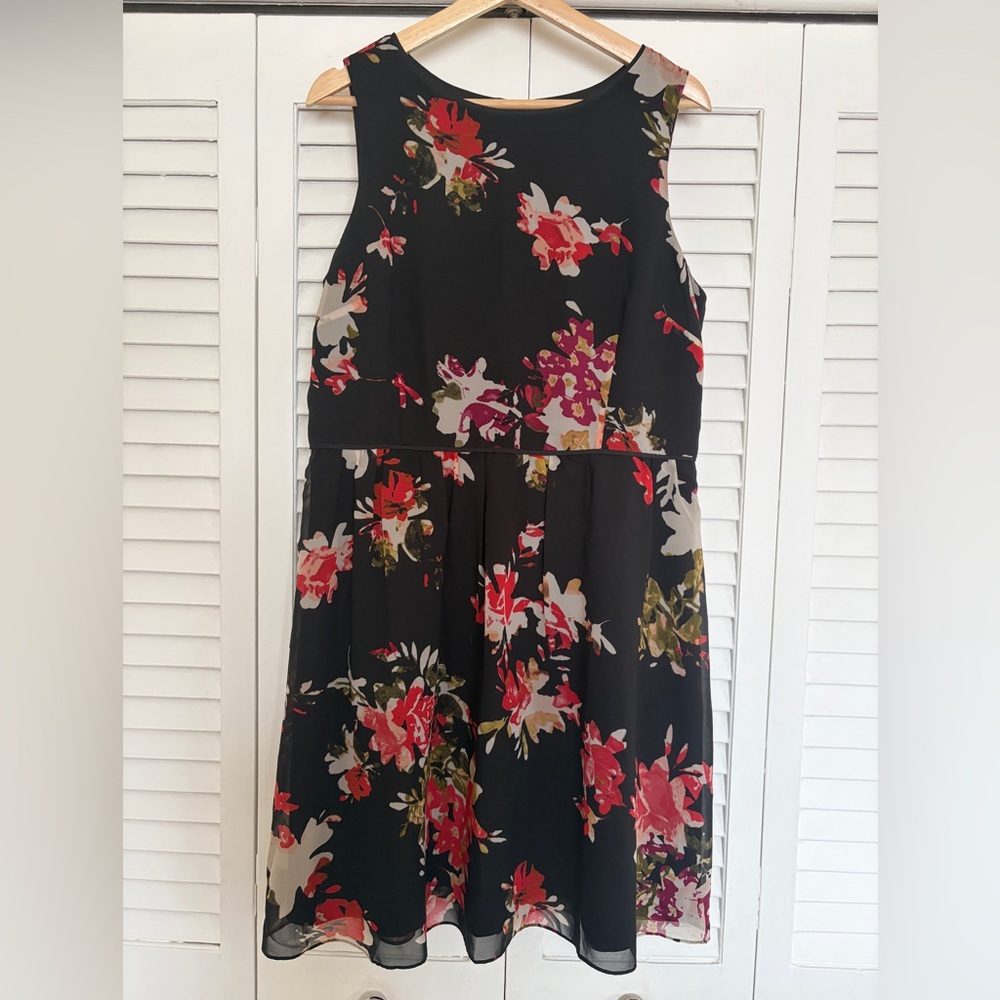 Ann Taylor LOFT Dress